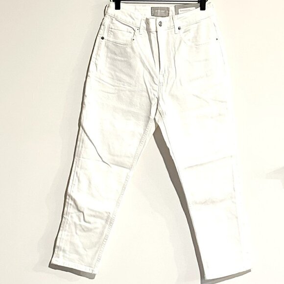 NWT Everlane The Curvy Cheeky Jean in White - Size 28 Crop - Picture 2 of 11